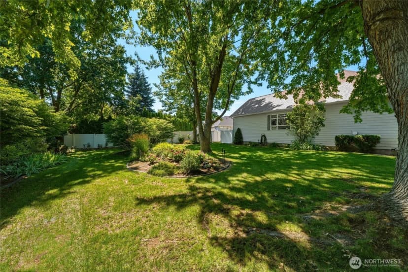 Property photo for 956 Se Garrison Drive, College Place photo 34