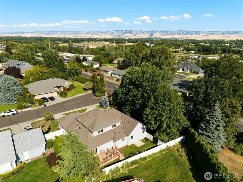 Property photo for 956 Se Garrison Drive, College Place photo 37