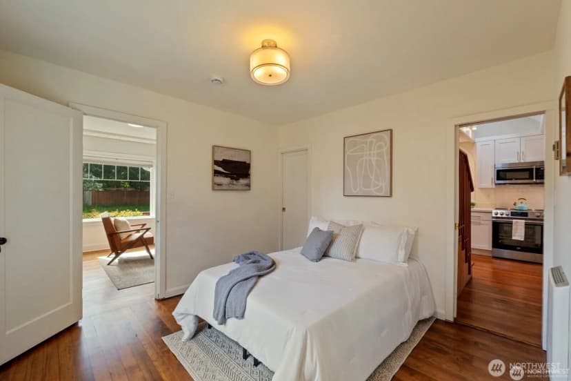 Property photo for 11556 17th Avenue Ne, Seattle photo 20