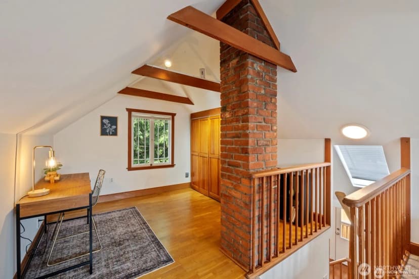 Property photo for 11556 17th Avenue Ne, Seattle photo 26