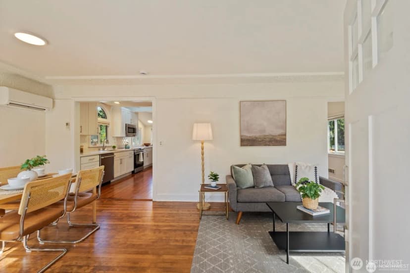 Property photo for 11556 17th Avenue Ne, Seattle photo 10