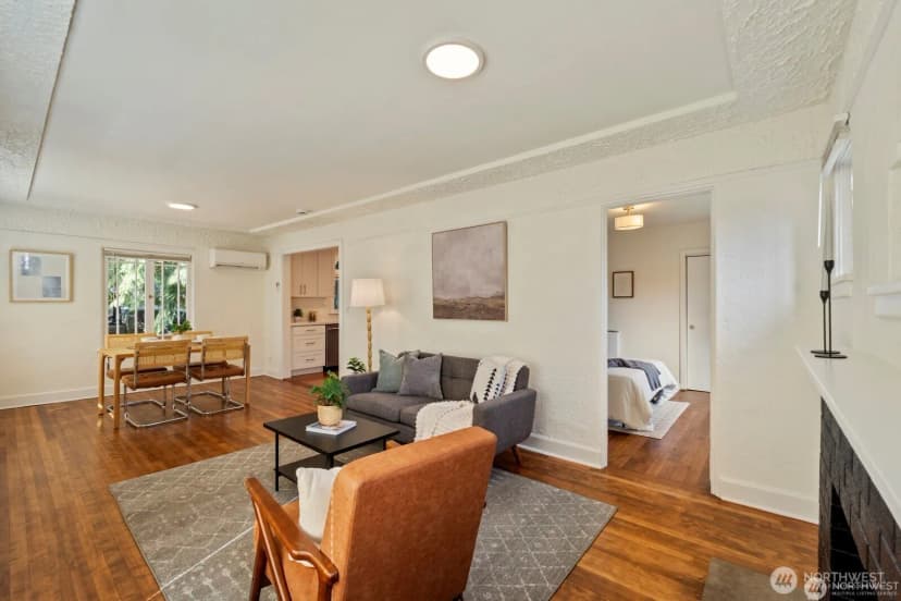 Property photo for 11556 17th Avenue Ne, Seattle photo 6
