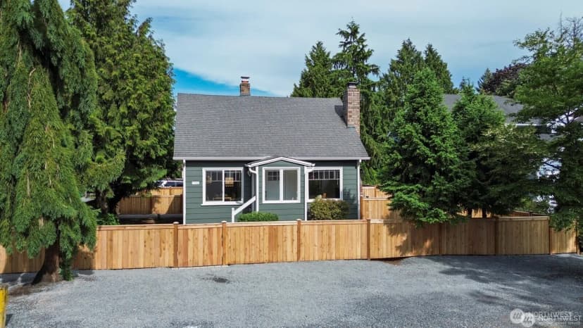 Property photo for 11556 17th Avenue Ne, Seattle photo 3