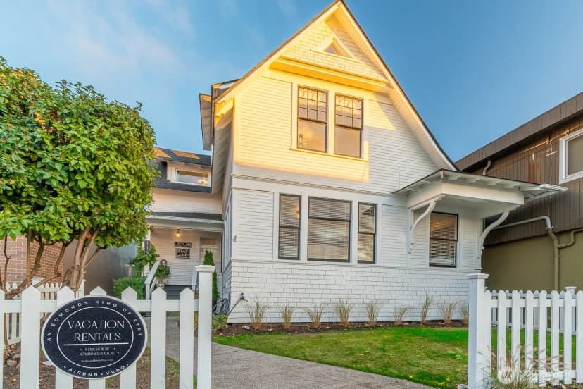 Property photo for 116 4th Avenue N, Edmonds