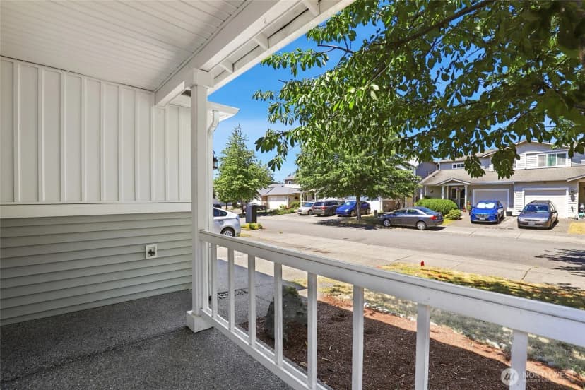 Property photo for 24027 Se 282nd Street, Maple Valley photo 3