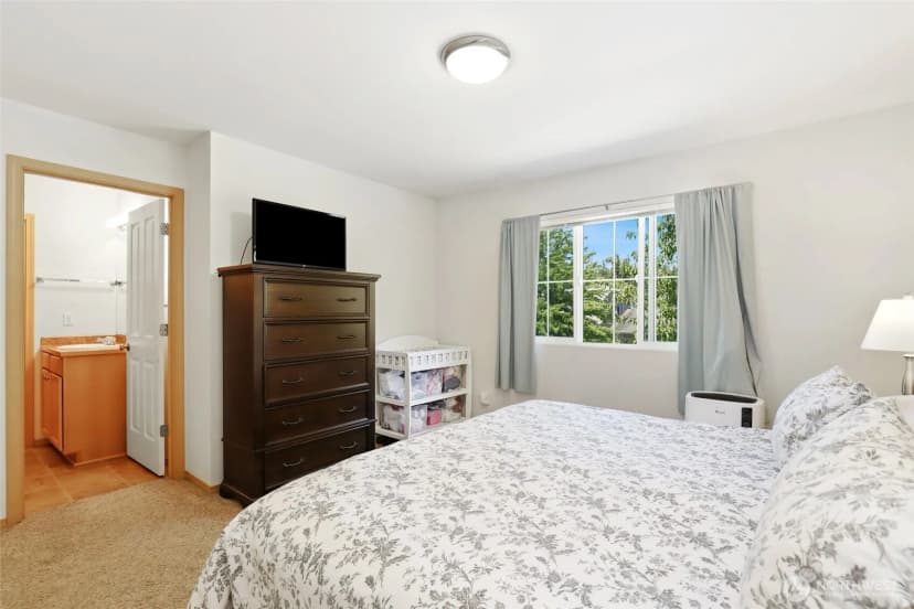 Property photo for 24027 Se 282nd Street, Maple Valley photo 16