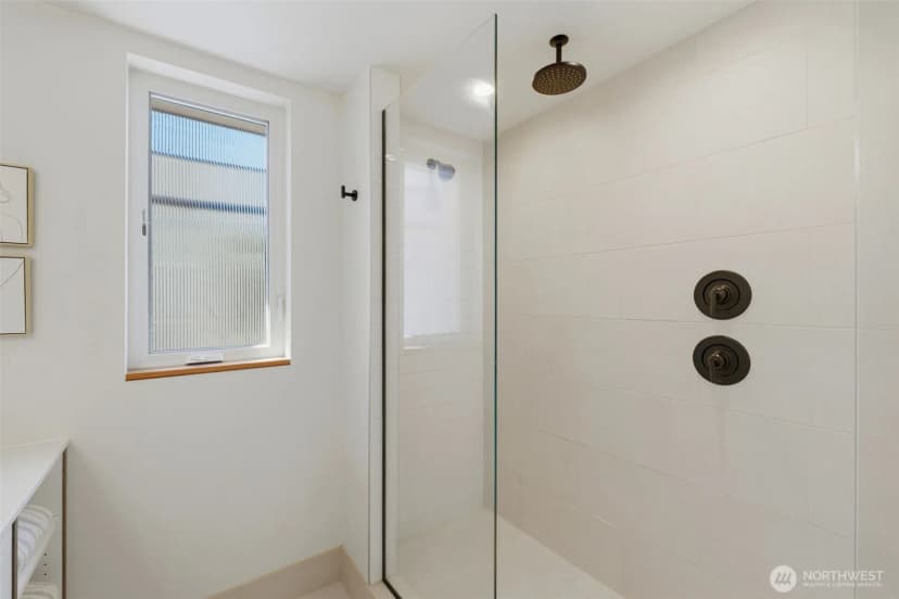 Property photo for 3645 22nd Avenue W #g, Seattle photo 21