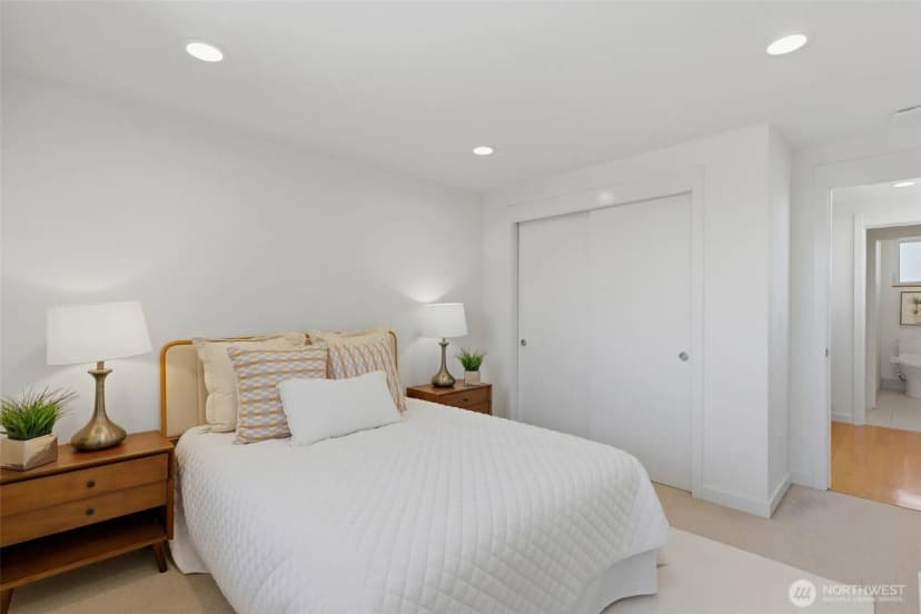 Property photo for 3645 22nd Avenue W #g, Seattle photo 19