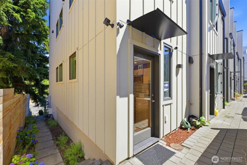 Property photo for 3645 22nd Avenue W #g, Seattle photo 26