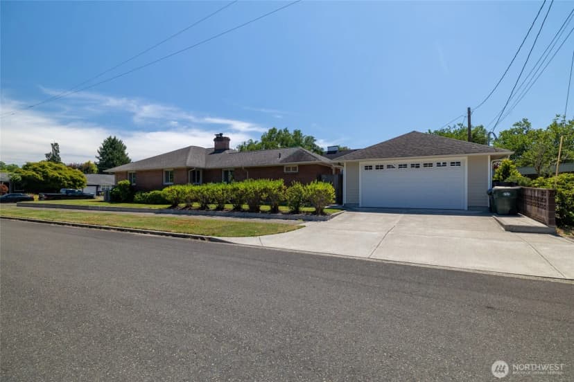 Property photo for 727 K Street, Centralia photo 5