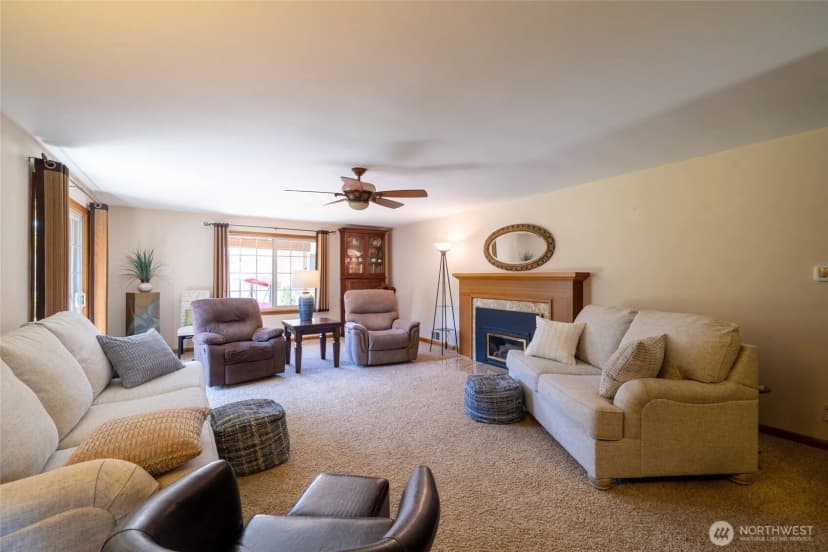 Property photo for 727 K Street, Centralia photo 8