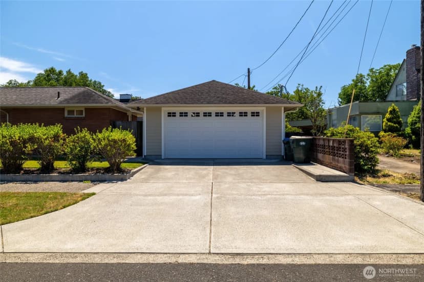 Property photo for 727 K Street, Centralia photo 6