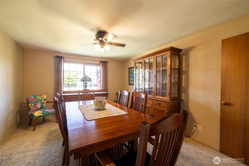 Property photo for 727 K Street, Centralia photo 12