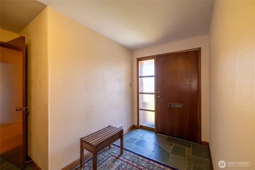 Property photo for 727 K Street, Centralia photo 7