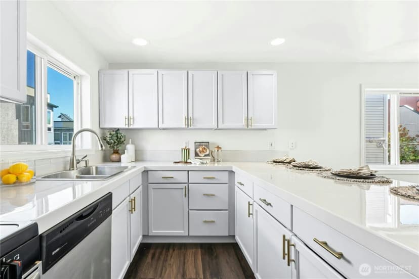 Property photo for 7530 43rd Avenue S #b, Seattle photo 15
