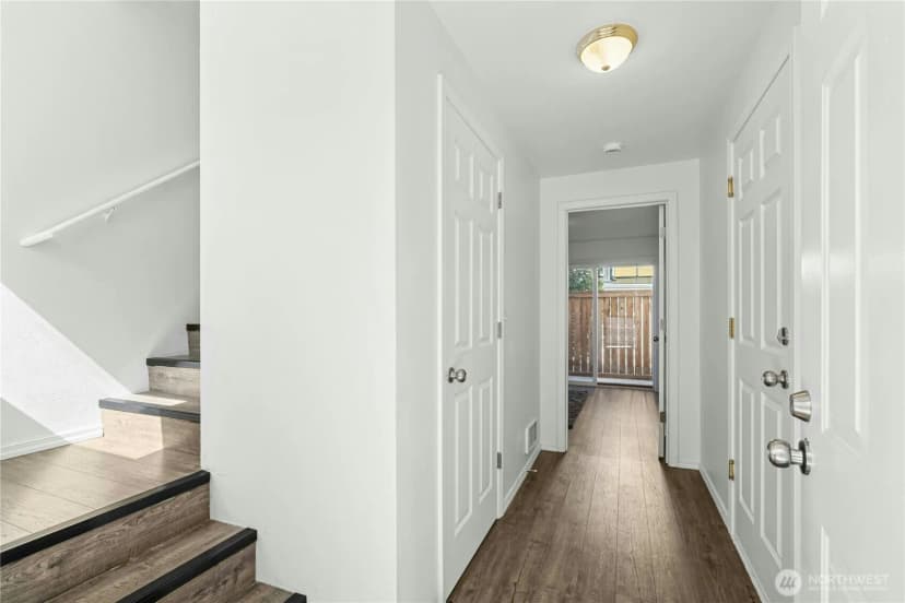 Property photo for 7530 43rd Avenue S #b, Seattle photo 6