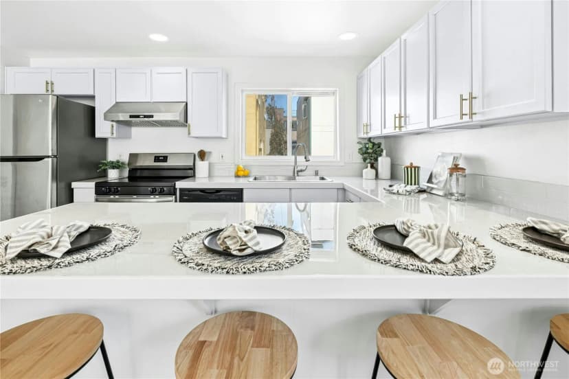 Property photo for 7530 43rd Avenue S #b, Seattle photo 14
