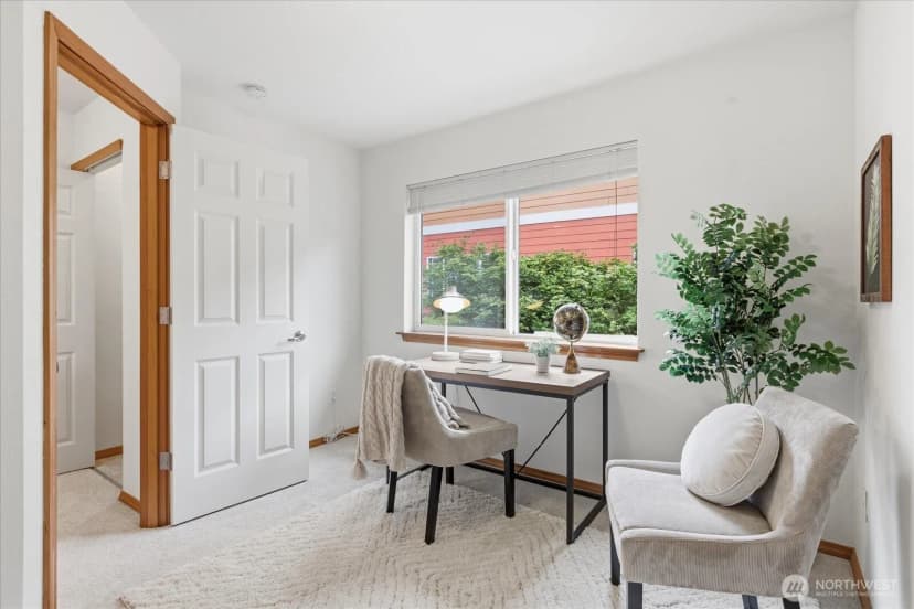 Property photo for 4736 Delridge Way Sw #b, Seattle photo 16