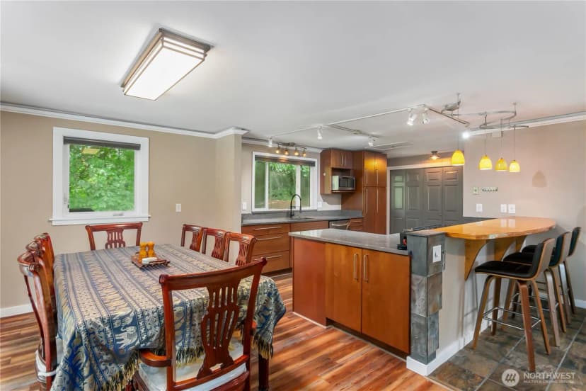 Property photo for 3202 19th Street, Bremerton photo 16