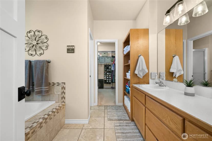 Property photo for 2561 Lakeridge Drive, Ferndale photo 21