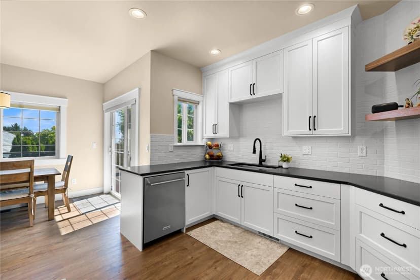 Property photo for 2561 Lakeridge Drive, Ferndale photo 16