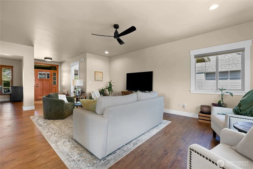 Property photo for 2561 Lakeridge Drive, Ferndale photo 9