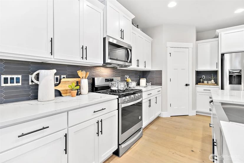 Property photo for 28407 142nd Place Se, Kent photo 9