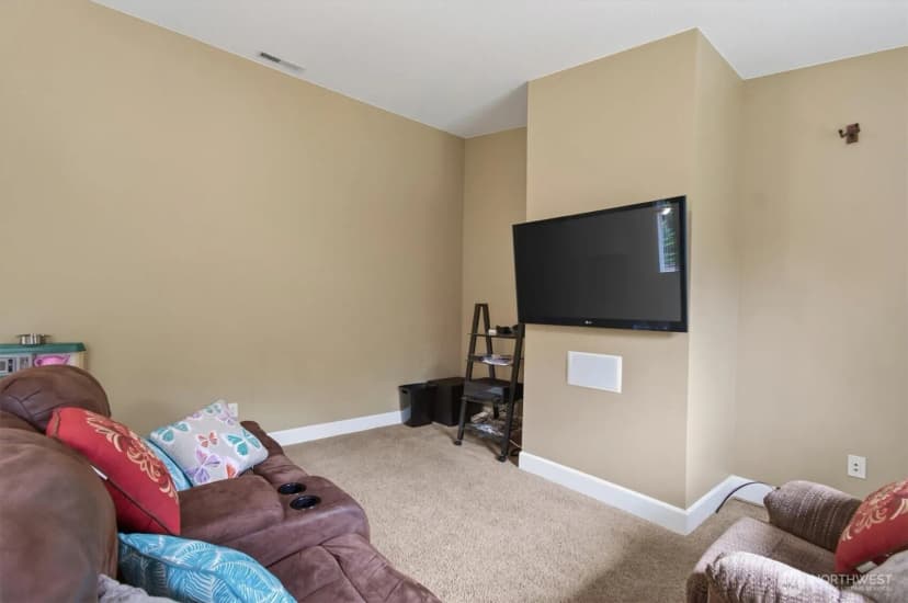 Property photo for 47 Sun Crest Lane, Cathlamet photo 24