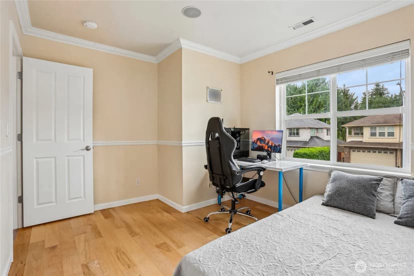 Property photo for 15621 36th Avenue Se, Bothell photo 13