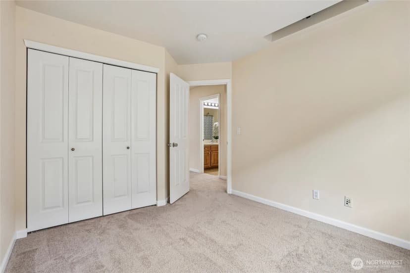 Property photo for 15621 36th Avenue Se, Bothell photo 14