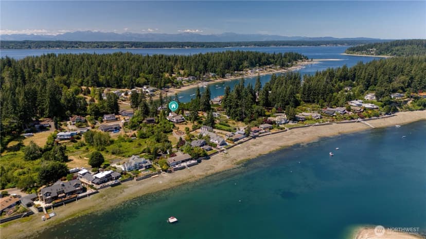 Property photo for 2827 Moorelands Drive Nw, Gig Harbor
