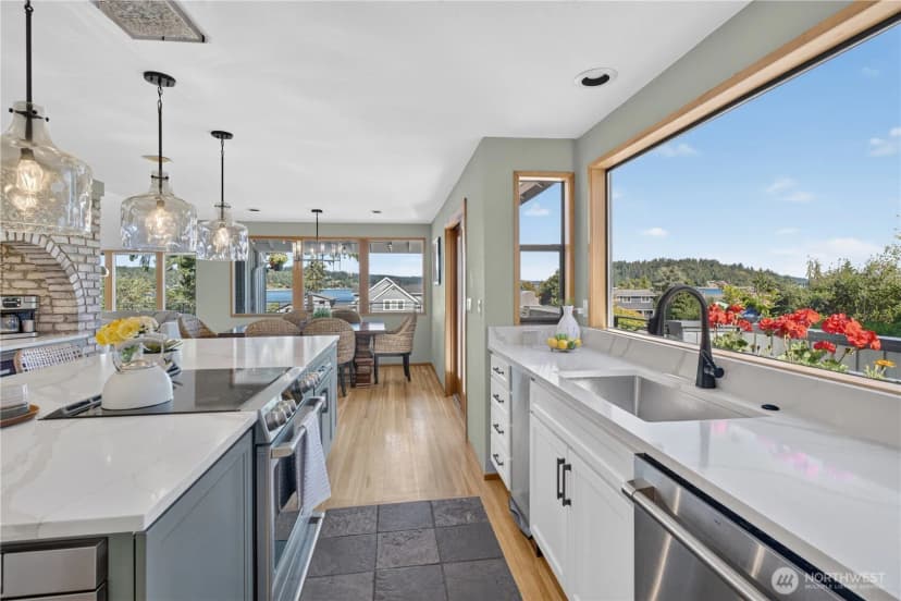 Property photo for 2827 Moorelands Drive Nw, Gig Harbor photo 12