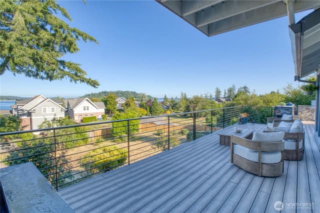 Property photo for 2827 Moorelands Drive Nw, Gig Harbor photo 5