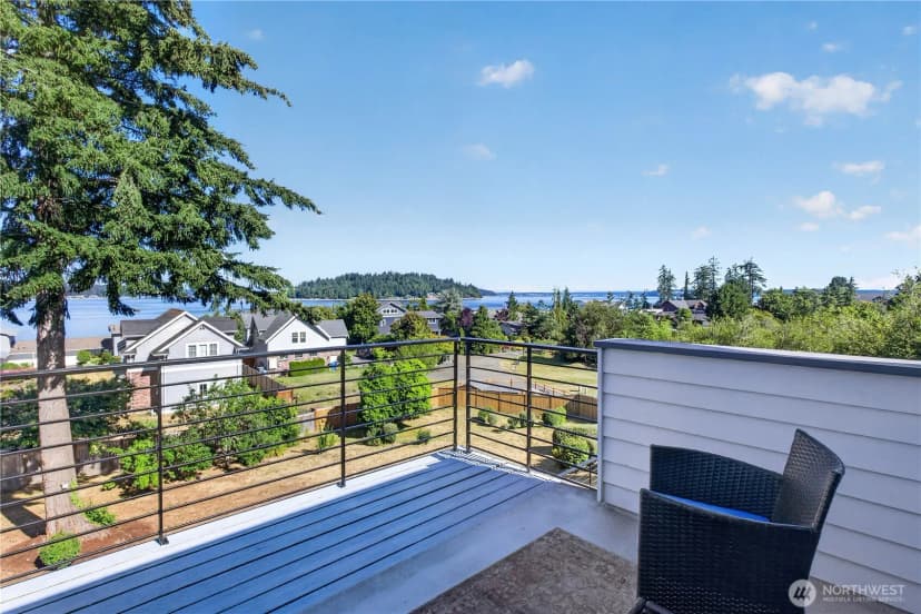 Property photo for 2827 Moorelands Drive Nw, Gig Harbor photo 4