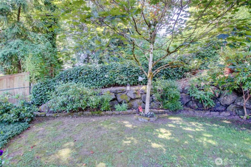 Property photo for 5208 213th Place Sw, Mountlake Terrace photo 33