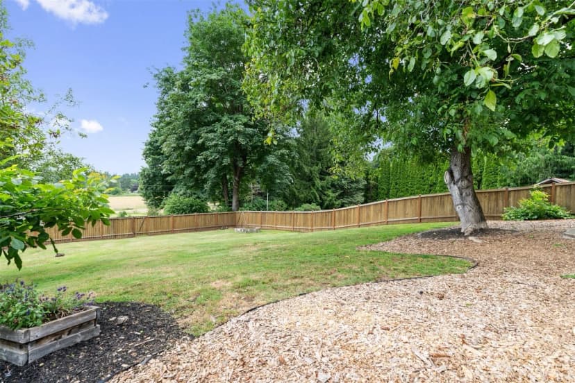 Property photo for 24905 Jim Creek Road, Arlington photo 35