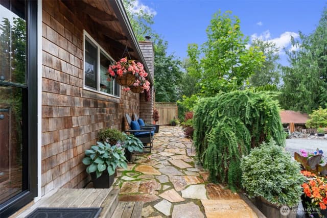 Property photo for 24905 Jim Creek Road, Arlington