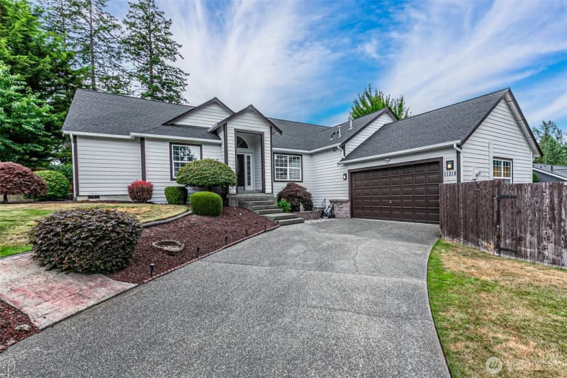 Property photo for 11218 215th Avenue E, Bonney Lake