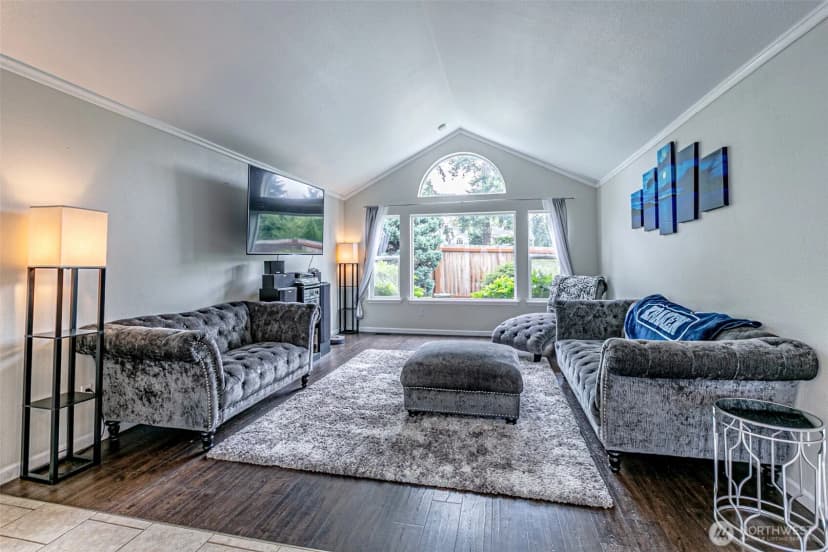 Property photo for 11218 215th Avenue E, Bonney Lake photo 4