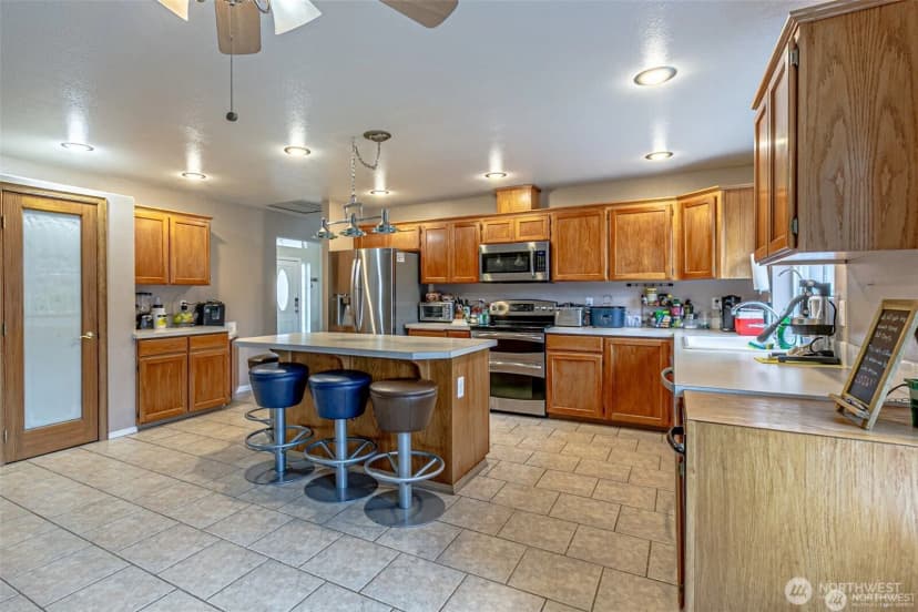 Property photo for 11218 215th Avenue E, Bonney Lake photo 13
