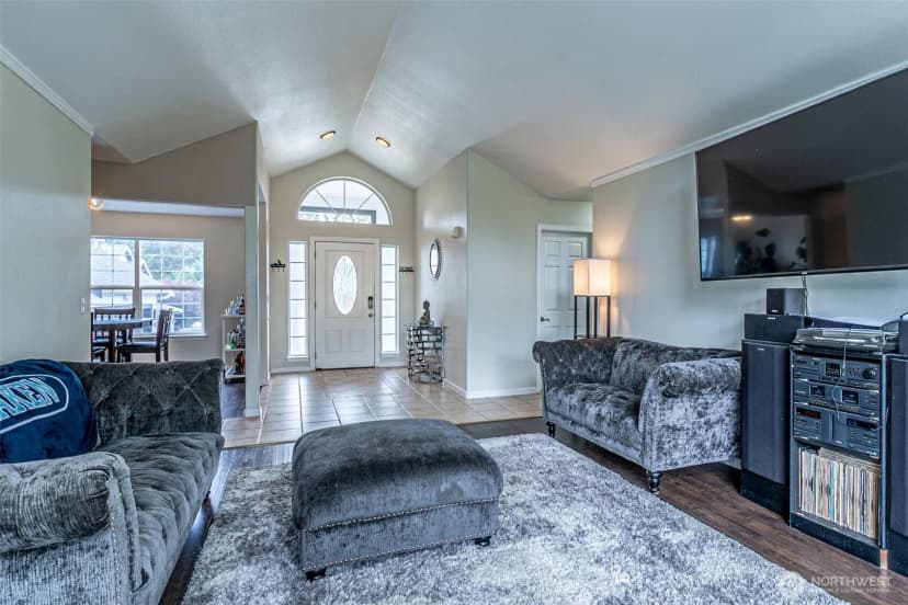 Property photo for 11218 215th Avenue E, Bonney Lake photo 6