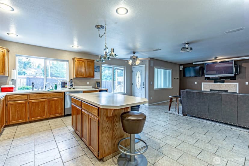 Property photo for 11218 215th Avenue E, Bonney Lake photo 14