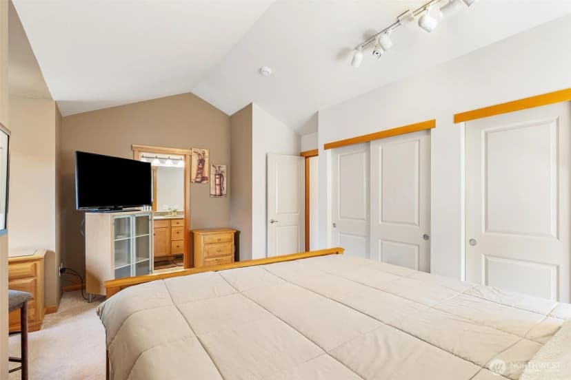 Property photo for 6617 198th Place Sw, Lynnwood photo 21
