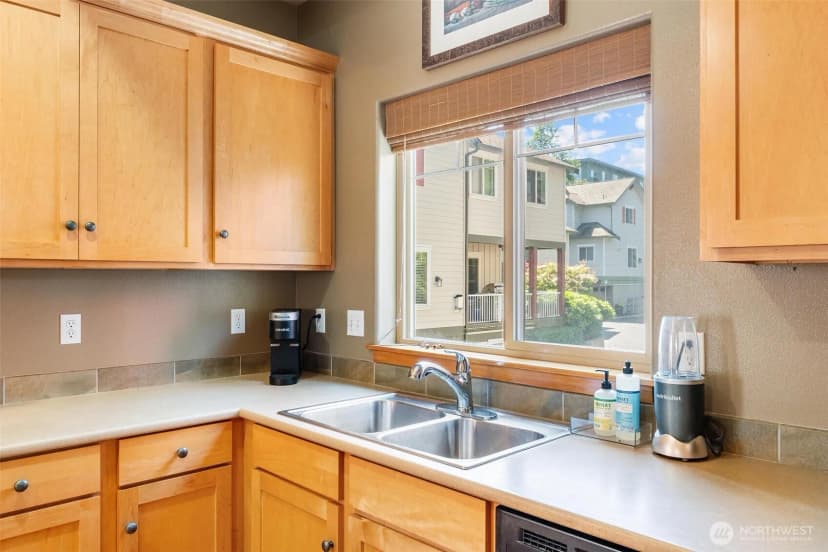 Property photo for 6617 198th Place Sw, Lynnwood photo 13