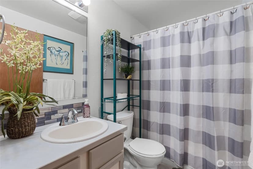 Property photo for 21827 Crest Lane Se, Yelm photo 17
