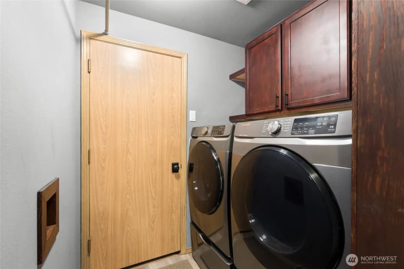 Property photo for 21827 Crest Lane Se, Yelm photo 23