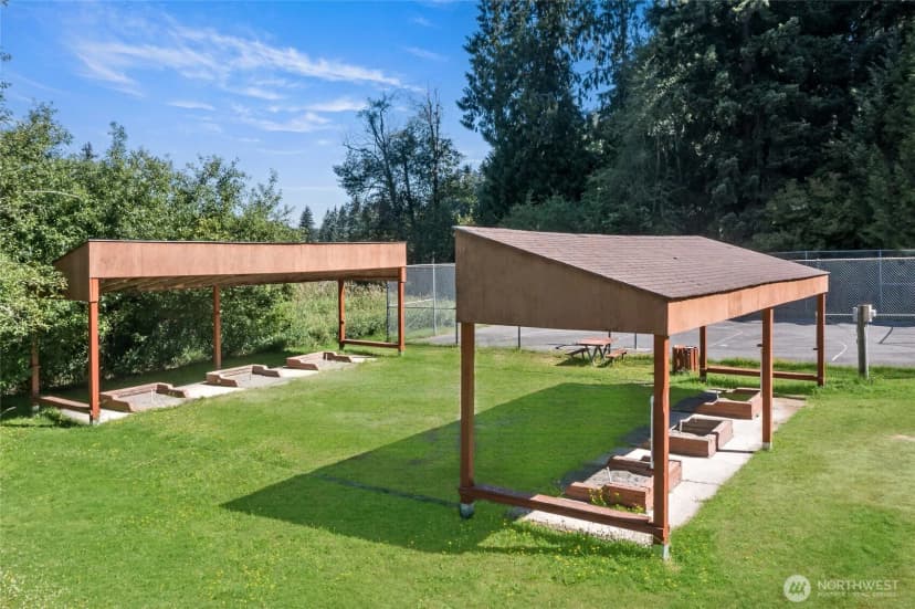 Property photo for 21827 Crest Lane Se, Yelm photo 38