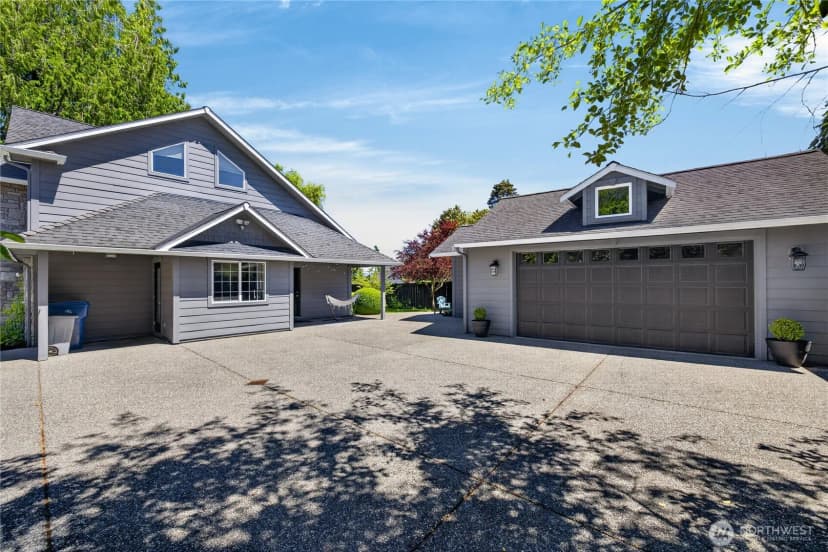 Property photo for 2203 22nd Street, Anacortes photo 31