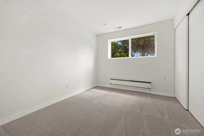 Property photo for 512 167th Ave Ne, Bellevue photo 26