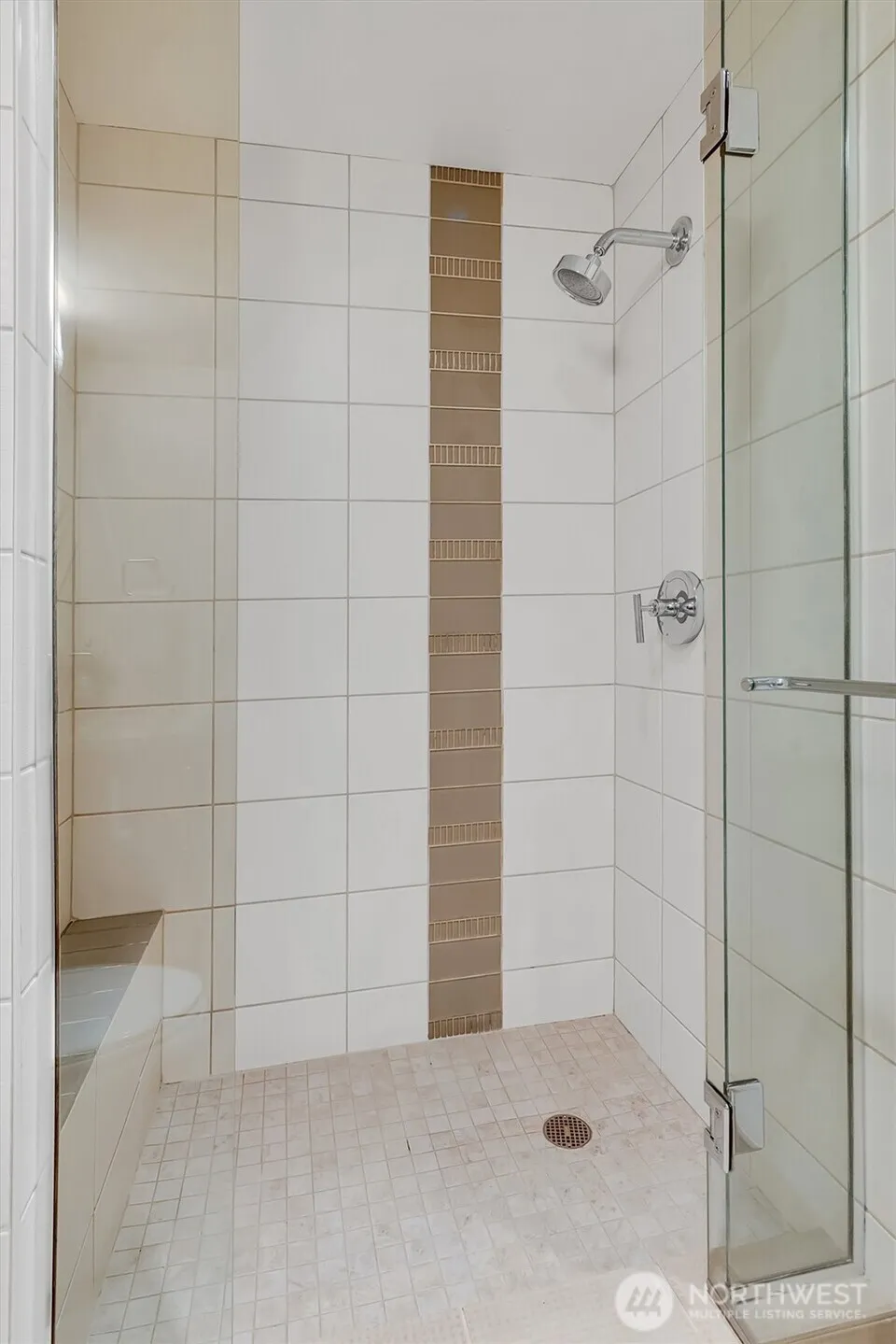Property photo for 10610 Ne 9th Place #1501, Bellevue photo 29
